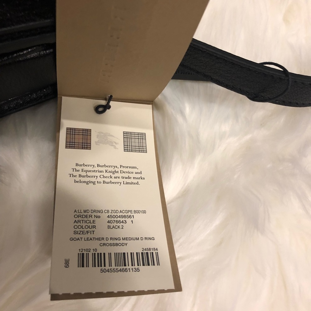 Burberry D Ring Medium Leather Bag - Picture 8 of 8